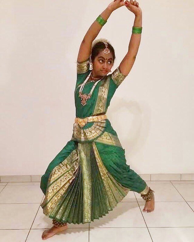Domenica 6 maggio 2018 alle ore 16.00 Piazza Dante a #Lugano si anima grazie alle #danzefolcloristiche di una delle culture più antiche e complesse del mondo: l’antico popolo Tamil, originario dello Stato del #TamilNadu nel sud-est dell’#India e del nord-est dello #SriLanka.