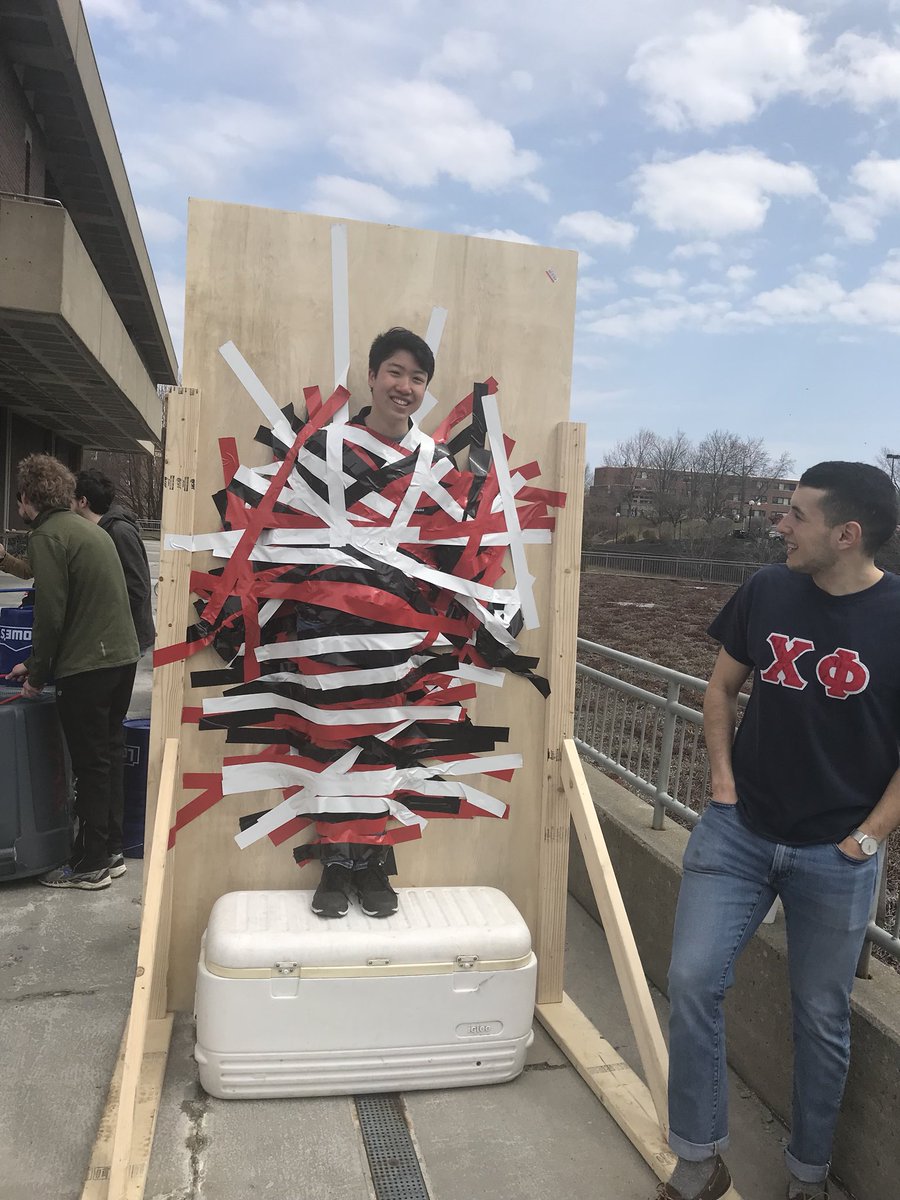 RPIAdmissions's tweet image. The Student Activities Fair is so much fun! #rpi2022 #rpivisit