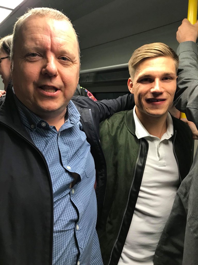 markcherry19's tweet photo. In oz n get sent this ๐๐๐ผ #twoheroes #bigjc https://t.co/QshJdw4vuy