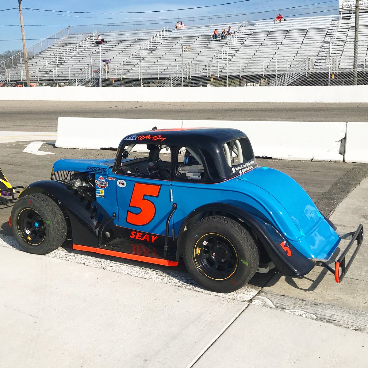 5thforceracing's tweet photo. Excited for the race later this evening , don’t forget to come out and support the #5 car in the legends race tonight! https://t.co/xnycOQuhD1