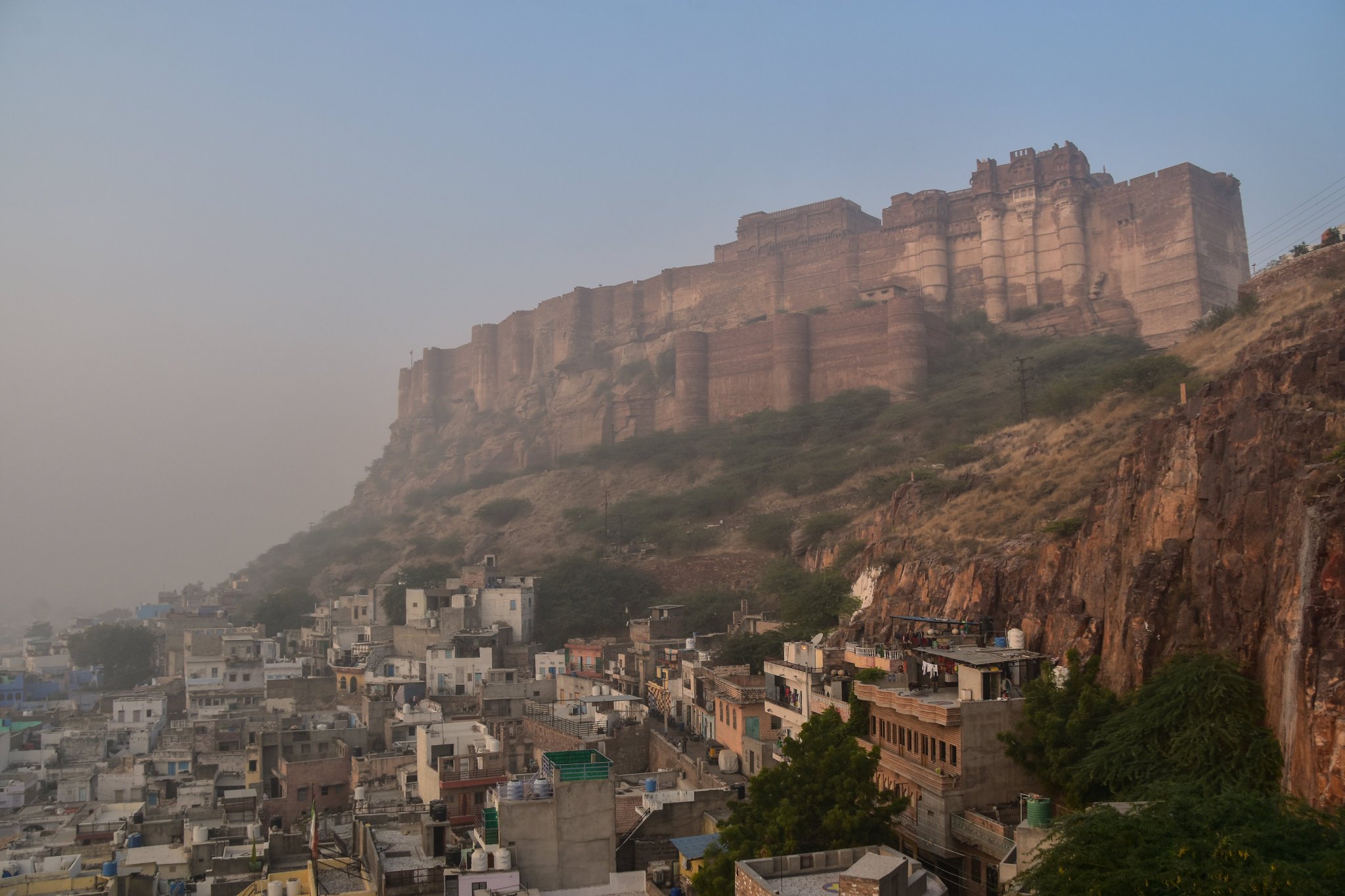 武藤弘司 アジアの絶景シリーズ インドのお城 メヘラーンガル砦 高さ130mの岩山の上に築城 巨大で立派なお城です 2017年 インド ジョードプル アジア インド ジョードプル メヘラーンガル砦 お城 インドのお城 武藤弘司 アジアの絶景シリーズ インドのお城 メヘラーンガル砦 高さ130mの岩山の上に築城 巨大で立派なお城です 2017年 インド ジョードプル アジア インド ジョードプル メヘラーンガル砦 お城 インドのお城