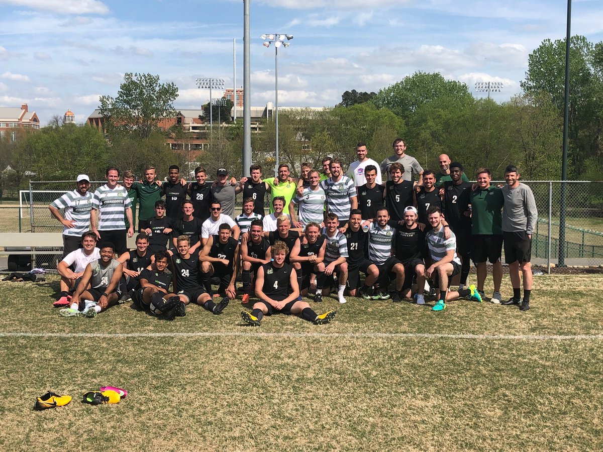 CharlotteMSoc's tweet photo. Great day with our alumni!!! #GoldStandard https://t.co/4zzpZbA3bb