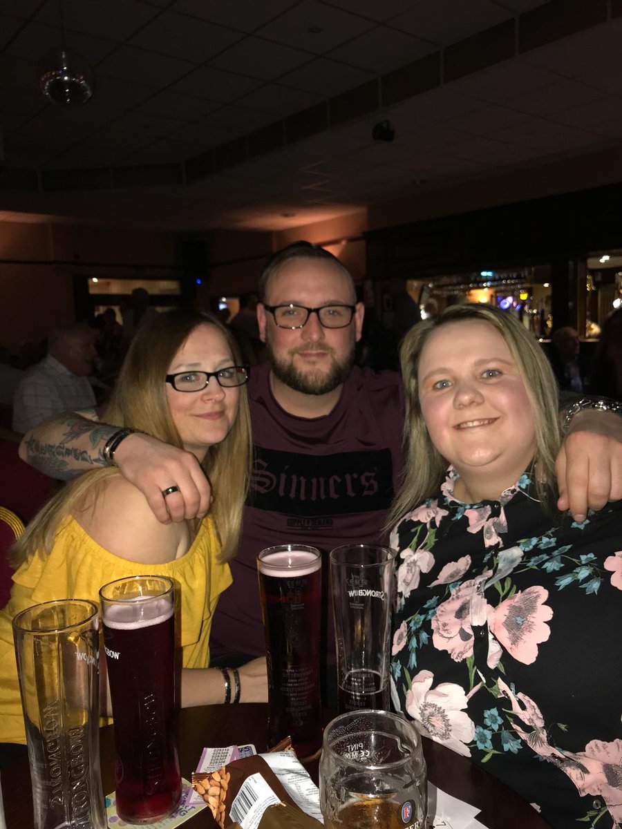Gemmalong17's tweet photo. Fantastic night for my birthday watching @asaelliott sing in Grimsby 😊 https://t.co/DNnmn0MP83