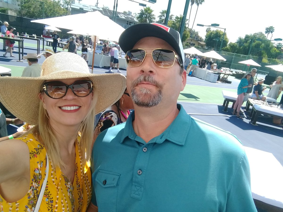 boredmoms's tweet image. Awesome day tasting some A game food at #FeedingSanDiego #charity #tasty