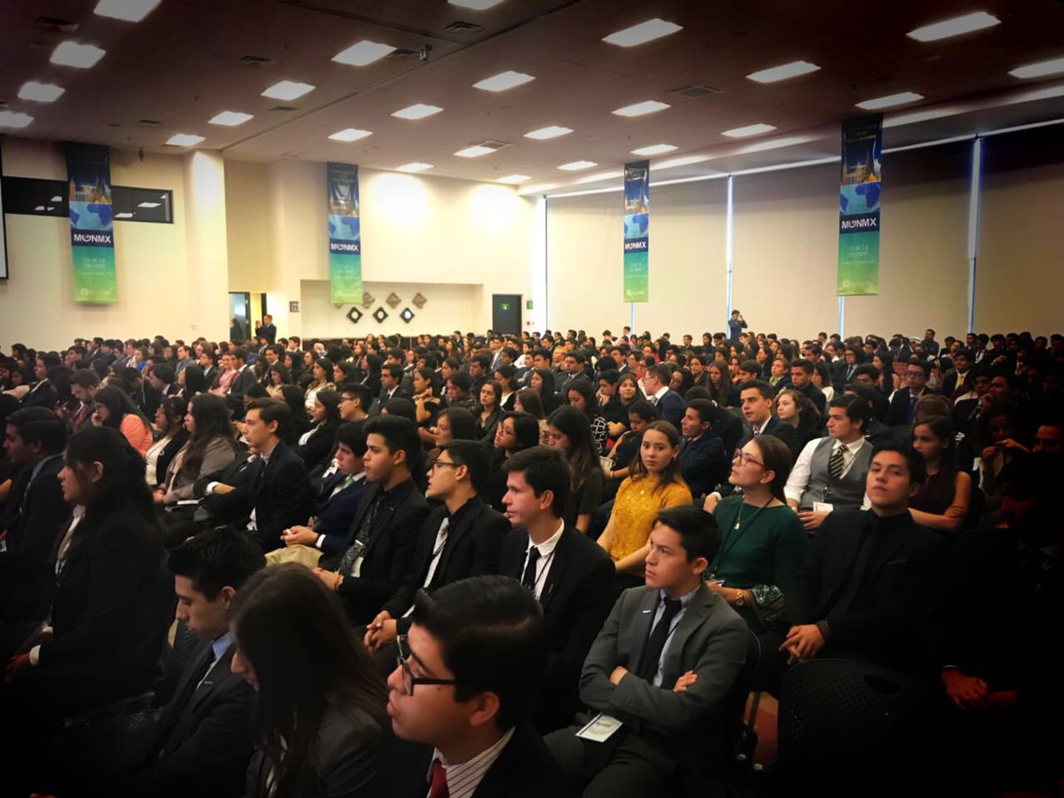 PrepaTec's tweet photo. La iniciativa de cambiar el mundo comienza en #MUNmx 🌎🌍🌏 https://t.co/RDythgaXD4