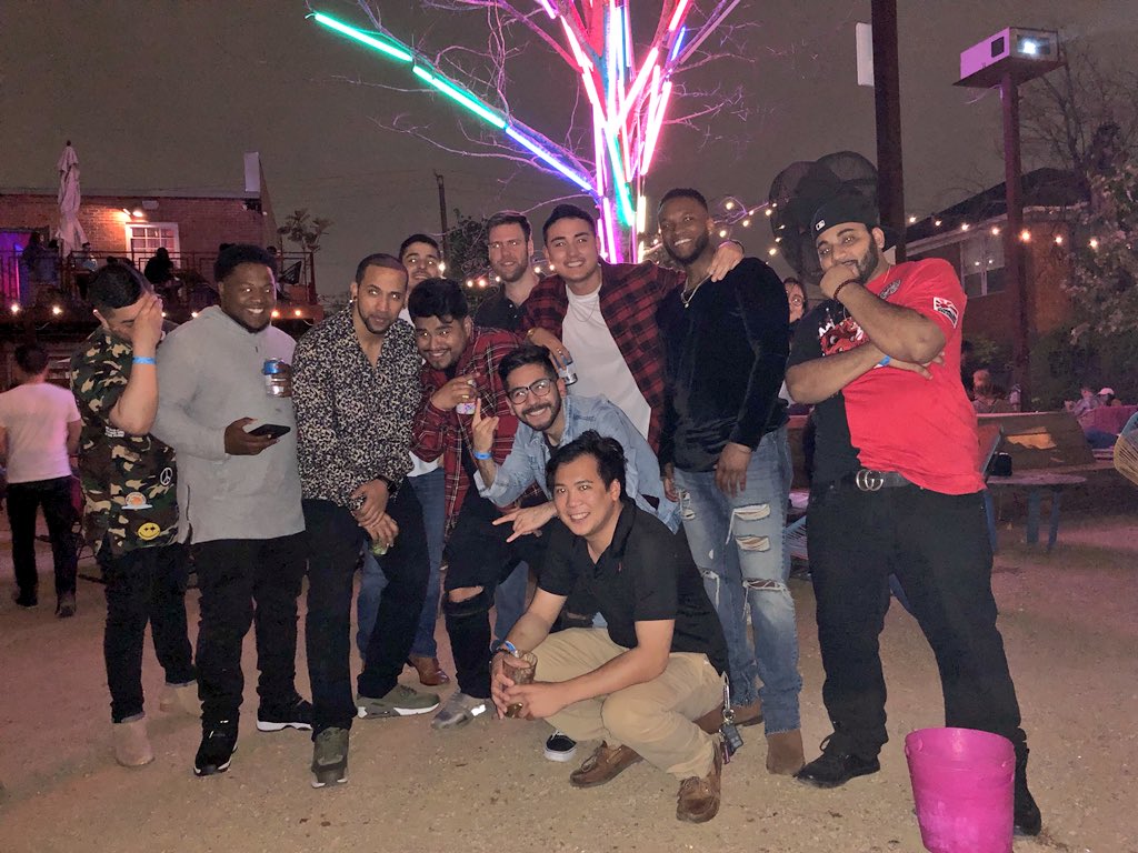 adriensgonbro's tweet image. Last night was trill