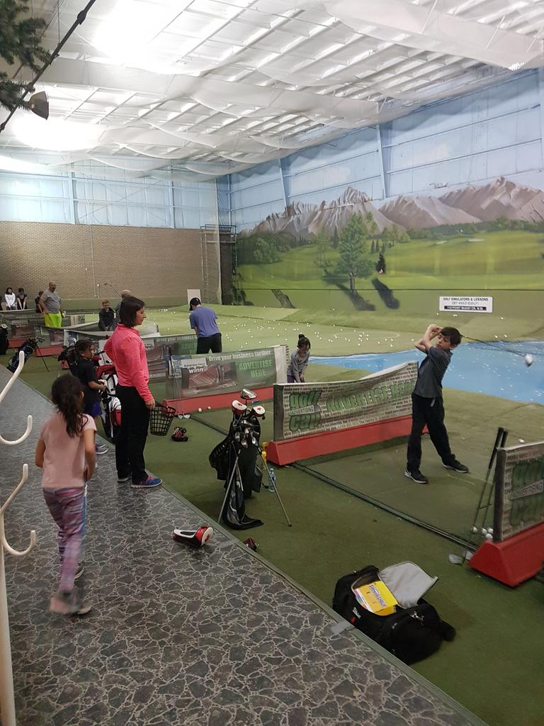 Great to see lots of junior golfers in here today, getting trained up for the season! #juniorgolf #yycgolf