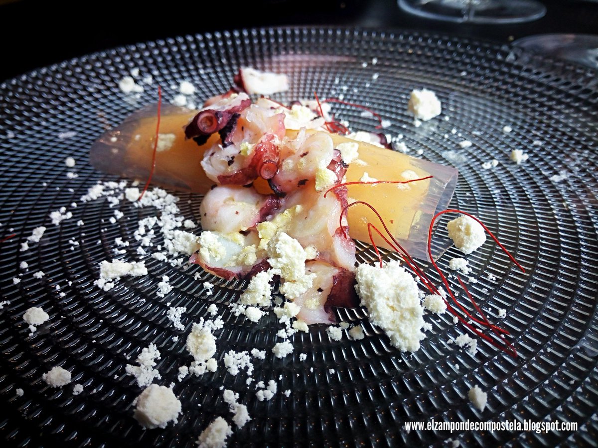 Hoy nos vamos a #MadiaLeva ya que desde la incorporación de @chef_VeraAO se merece un #Post en el #Blog 
--
elzampondecompostela.blogspot.com.es/2018/04/madia-… 
--
En foto #Canelon de #Pulpo
--
#ElZamponDeCompostela #ElZampon #SantiagoDeCompostela #SCQ #Santiago #Compostela #Foodie