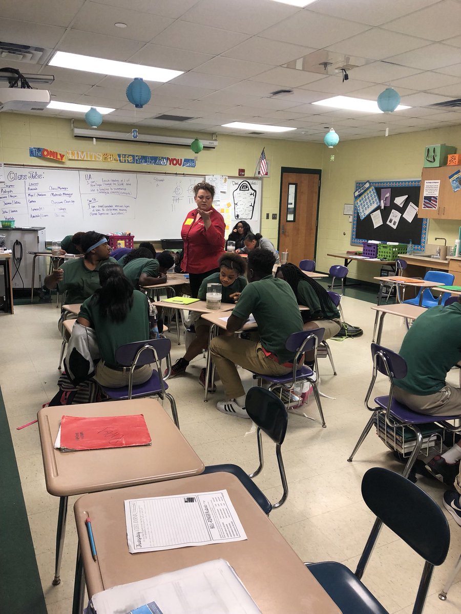 ECWPRIDE's tweet image. Our students really enjoyed learning about mosquito biology, ecology, disease prevention, and control in an interactive and exciting format!  Thank you Mrs. Dinee’ Devillier, Education Coordinator at Mosquito Control Services Inc. in St. John the Baptist.