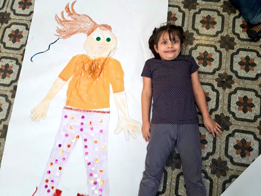 museodeltrajeba's tweet photo. Gracias @majalascano por esta tarde de diseño a lo grande para los más pequeños en este nuevo espacio #Minimuseo en el #MuseoDelTrajeBA. https://t.co/MYVMJGxOzt