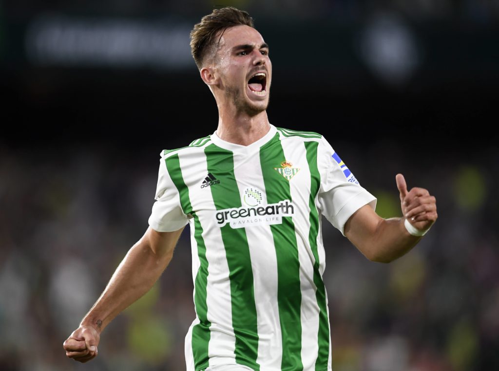 BET_elGOL's tweet photo. El Betis respira porque el Valencia CF no puede pagar la salida de Fabian Ruiz https://t.co/g8oXJzthax https://t.co/KAG8KZ5OIE