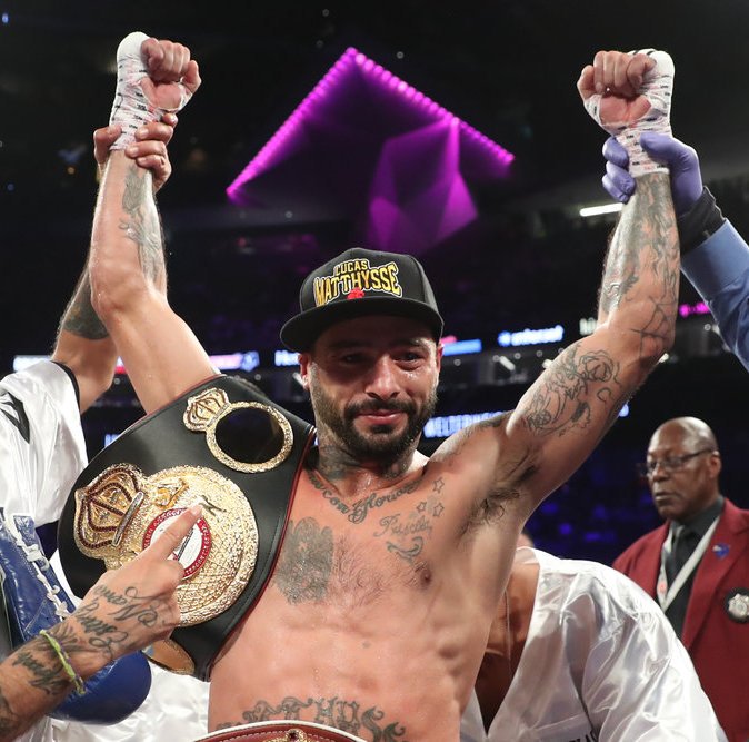 #PacquiaoMatthysse🇦🇷🥊✈️

MAÑANA. Lucas Matthysse viaja al lejano oriente, vía Los Ángeles, a las 21:20 en vuelo de United Airlines, para promocionar su duelo ante Manny Pacquiao, en Manila (Filipinas), y en Kuala Lumpur (Malasia). #PacMatthysse

Vía: <a href="/marcegon318/">Marcelo Gonzalez</a>