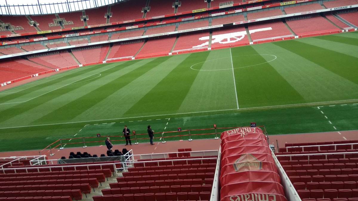 Kissasn's tweet photo. Today I had the pleasure to be part of the stadium tour of one of the greatest stadiums in the world. As someone who lives miles away from London, it's a dream come true to be walking around at the same places that some absolute legends of the game have been. THANK YOU @Arsenal https://t.co/N7uAM3lGtJ