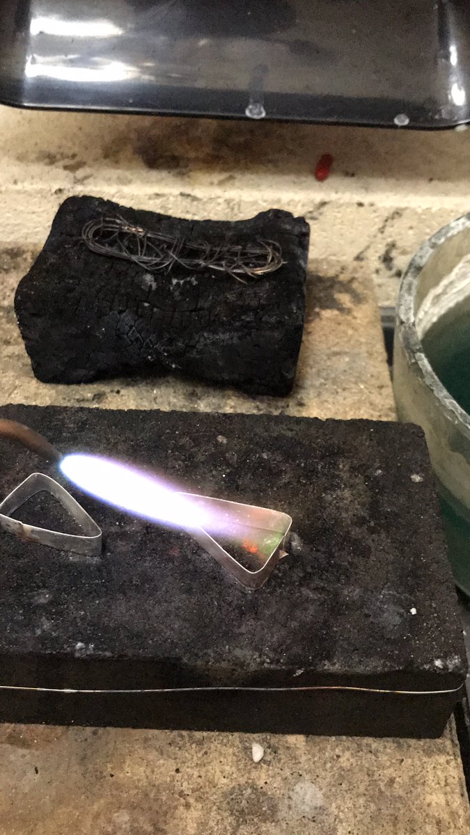 EllJay_Design's tweet photo. 5 pairs of textured silver & copper earrings done. Moving on to pendants and rings now. Finally using some of my labradorite. :) #elljaydesign #yqr #custom #jewellery #silver #shoplocal #labradorite https://t.co/ynjdjbDZxX