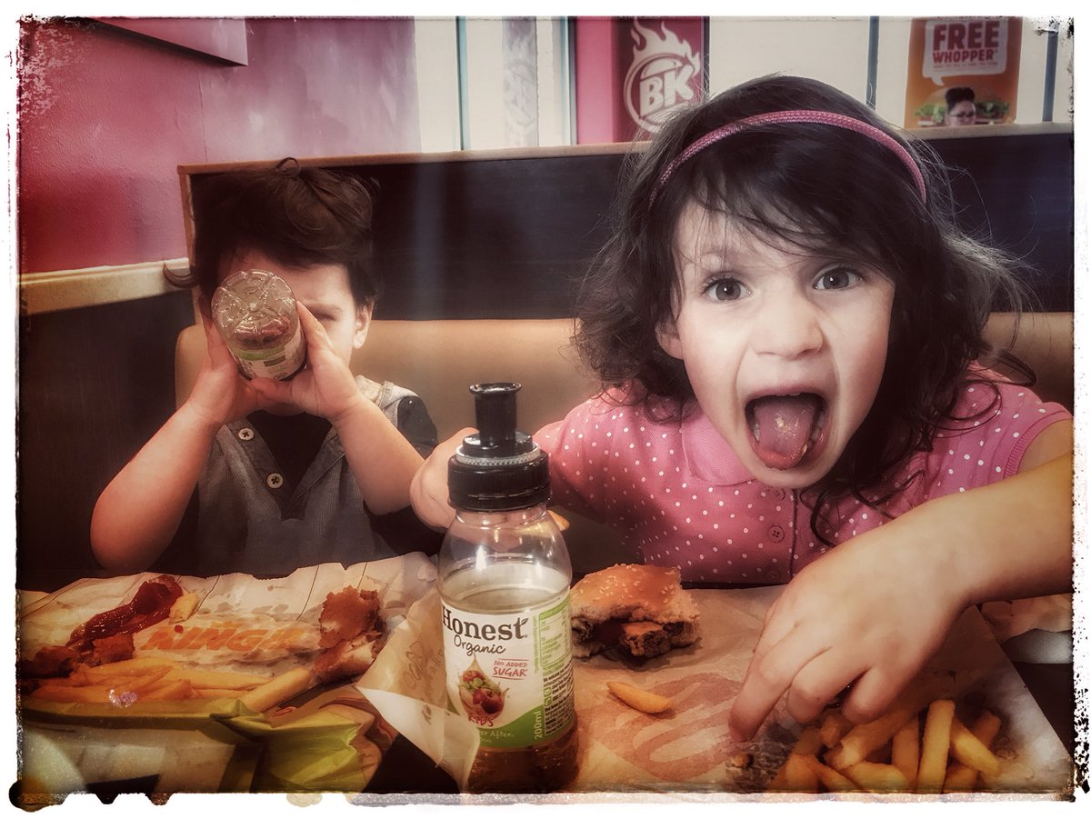 MariaAndreasNe1's tweet photo. Today was one of those days where I wanted to take the easy road. I’m trying to get my energy levels back up. So what did I do? I treated my kiddies and gave myself a break. We went to Burger King. They loved it and I didn’t have to cook. #mummyhasabreak #lowenergylevels https://t.co/bDx1ryEoRb
