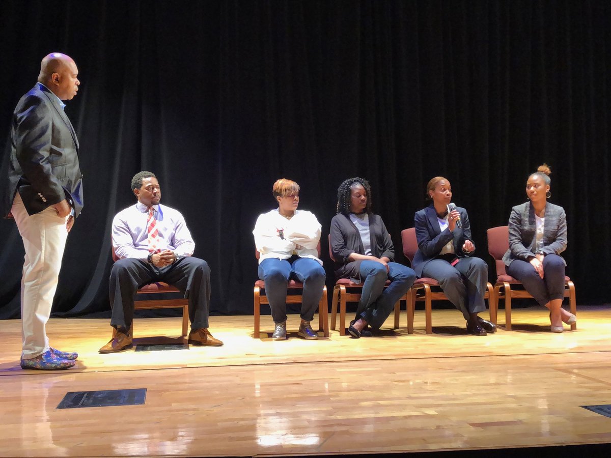 RCFATL's tweet photo. Panel discussion at our Youth Anti Violence Forum today!! #RCFEducates #Ryancameronfoundation https://t.co/Esienf4066