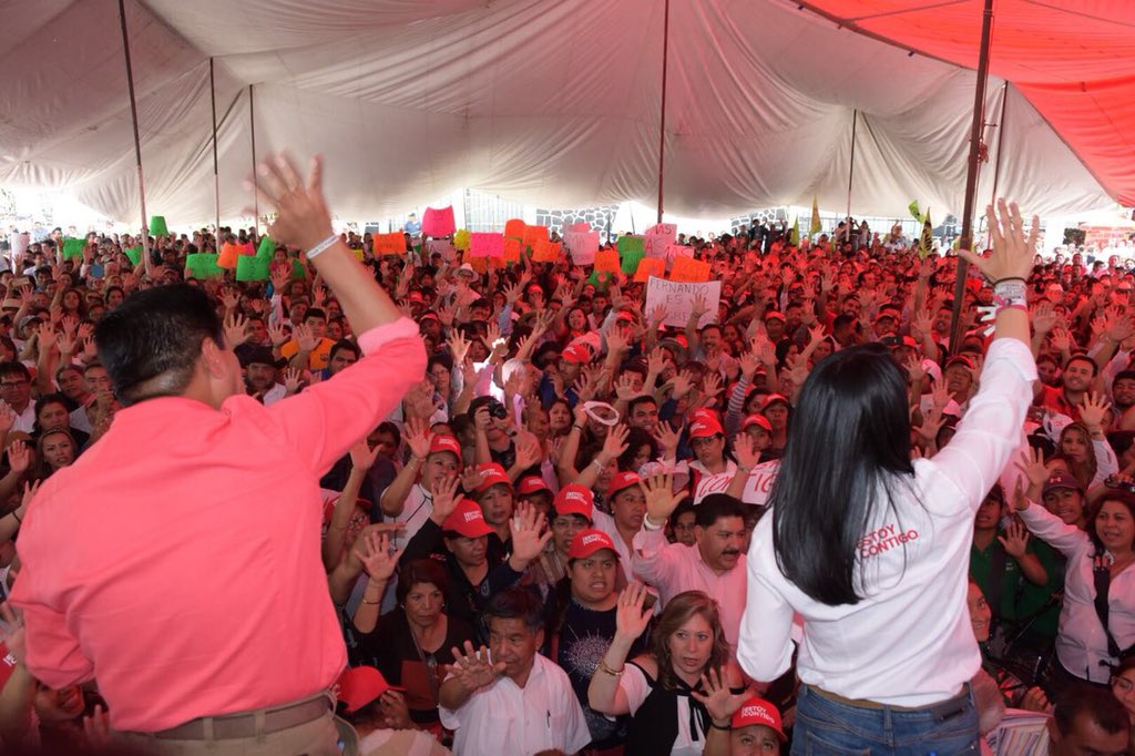 AlejandraDMV's tweet photo. Que no quepa duda: #Nosomos1, #Nosomos100, #Somos1ch... aquí en #LaPaz no hay titubeos, no hay dudas, hay claridad, hay camino y hay decisión. La transformación de nuestro Estado y nuestro país, nada la detiene, vamos por 5/5 🖐🏻💪🏻💪🏻💪🏻 https://t.co/4ux9H86mPB