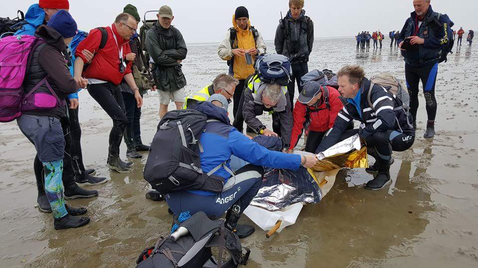 Vandaag heeft ons team in samenwerking met de <a href="/KNRM/">KNRM</a> en de kustwacht een praktijkoefening op het wad uitgevoerd! Dankzei dit soort goede samenwerkingen en oefeningen houden we het wad veilig en leuk voor iedereen.