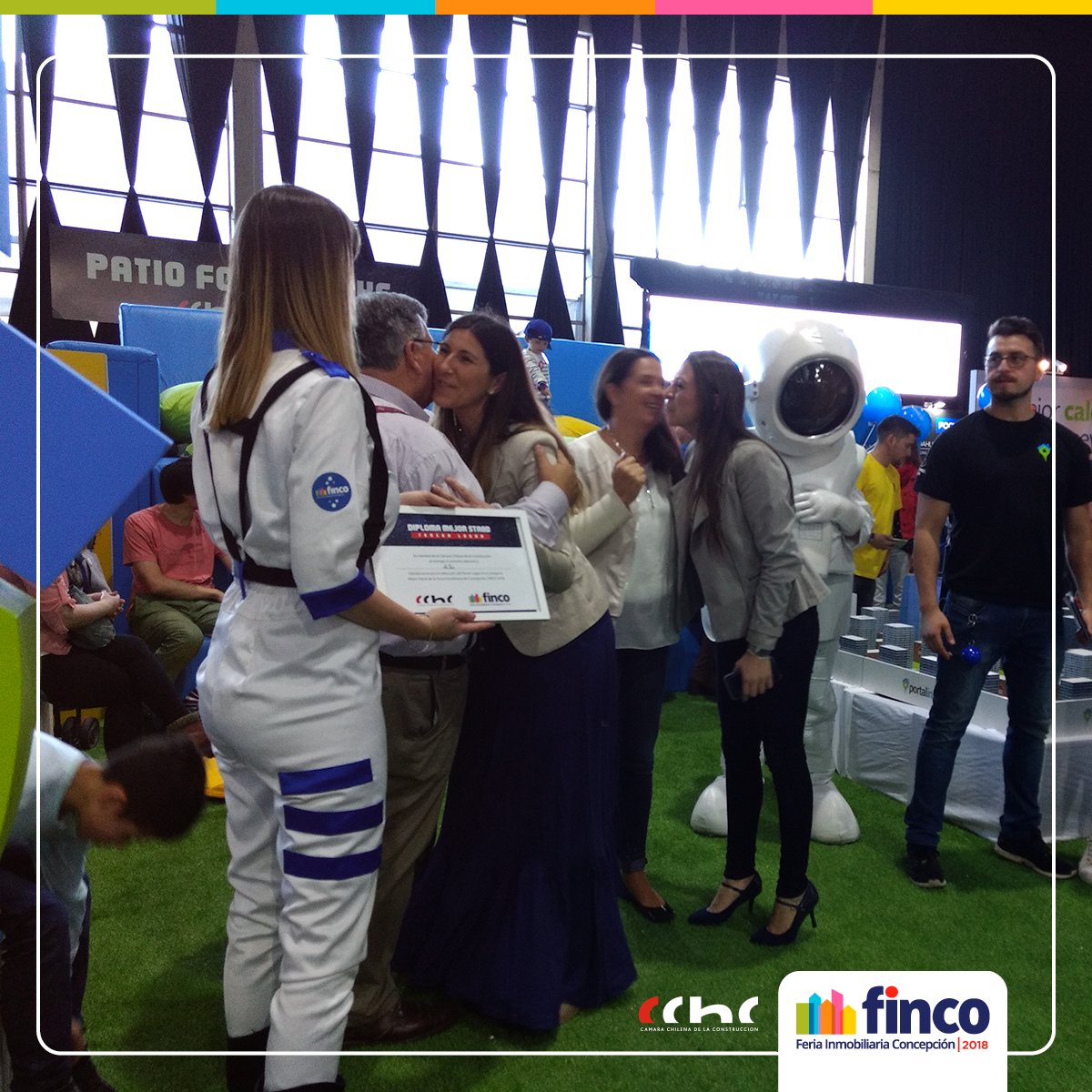 FincoOnline's tweet photo. Felicitamos a todas las inmobiliarias que están participando en #Finco2018 🏆🚀
· Categoría mejor piloto:
🥇1º lugar Proyecto Las Palmas @viveCISS
🥈2º lugar Proyecto Santa María de Lagunillas #Invica
🥉3º lugar Proyecto Bosque Laguna. Inmobiliaria #Altomonte
@CChCConcepcion https://t.co/AzWPIKrfcU