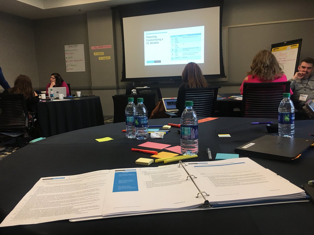 SHACKtacular's tweet photo. Module planning sesh #pod3getslit🔥📚 #springboardPL @DougSBoard https://t.co/LucukDBs2U