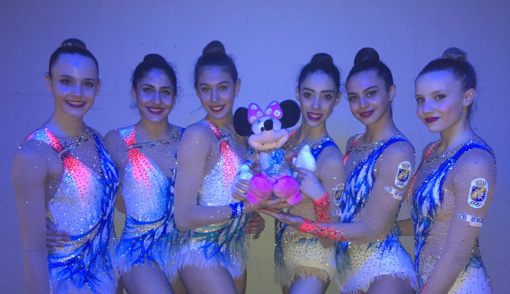 S_bayon's tweet photo. WORLD CUP PESARO 2018
6 clasificadas en la general 
El equipo🇪🇸 estará en ambas finales #pasitoapasito 💪🏻 A seguir! Mañana a seguir luchando @RFEGimnasia @SpanishGroupRG https://t.co/0Kk6xqdlmE