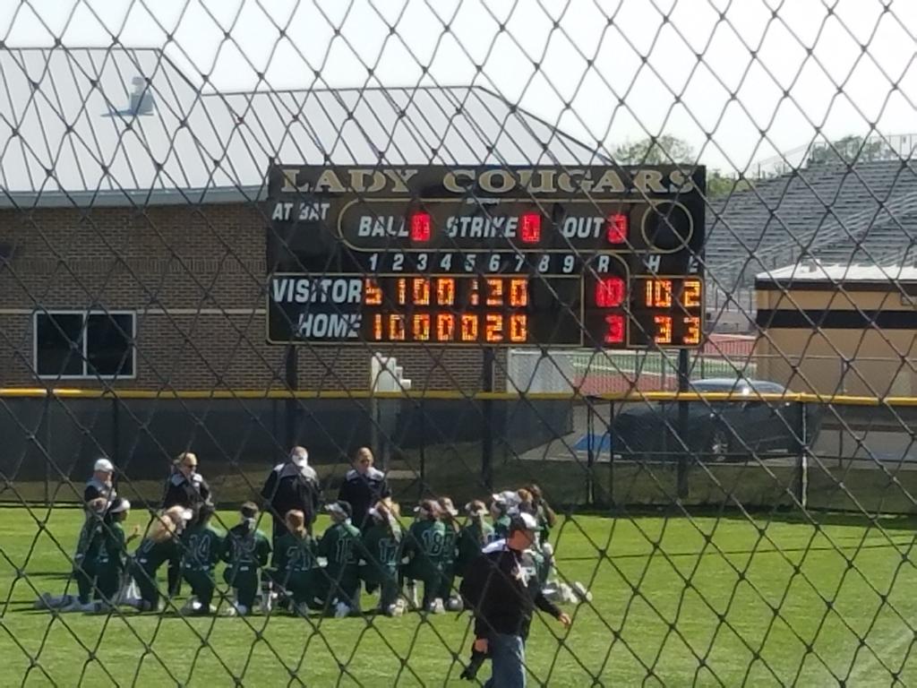 FridayNghtGlory's tweet photo. Final Prosper 10 The Colony 3 @PHSFastpitch @Gosset41 @DFWfastpitch https://t.co/iuU8cWPUbk