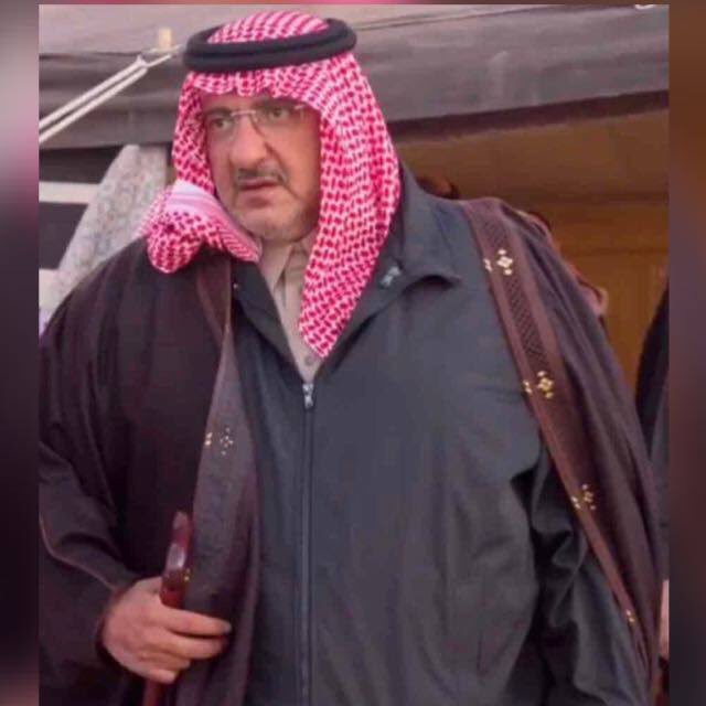 kmbalot's tweet photo. #محمد_بن_نايف جعله يبطي حي https://t.co/zjlQPwsuwZ