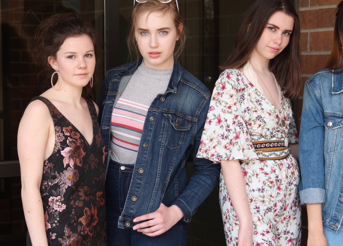 tfiohh's tweet photo. Check out the blog (link in bio) for some pictures from our latest shoot, and make sure to grab a copy of The Main 4 the week of the 23rd for more spring trends from us!! 💐🌸☀️🌿🌻🌱@HowellMain4 https://t.co/sZe5WELvwV