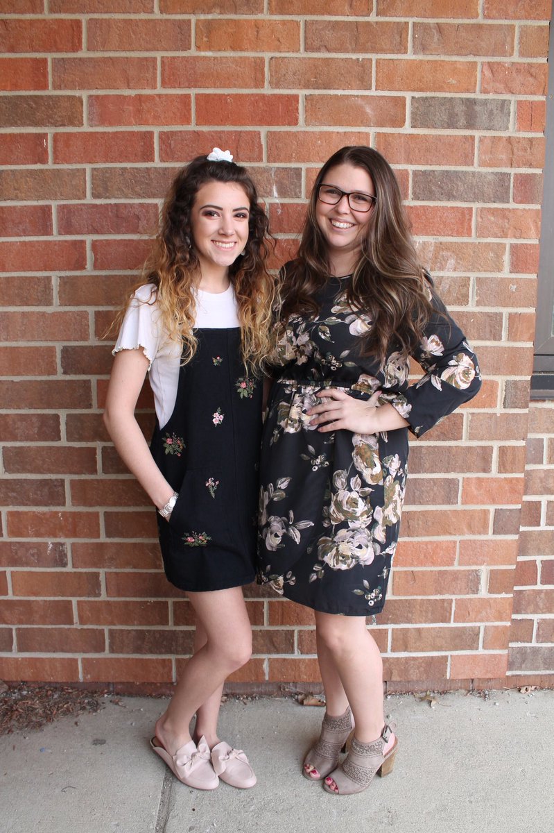 tfiohh's tweet photo. Check out the blog (link in bio) for some pictures from our latest shoot, and make sure to grab a copy of The Main 4 the week of the 23rd for more spring trends from us!! 💐🌸☀️🌿🌻🌱@HowellMain4 https://t.co/sZe5WELvwV