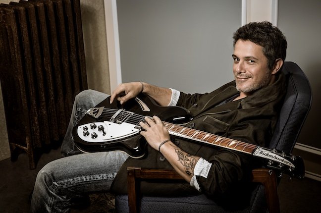 radiofanatica_'s tweet photo. "HICE LLORAR HASTA LOS ÁNGELES" @AlejandroSanz
#NuestrosGeniosEnFanatica
https://t.co/fJPoAfgkag | 107.6 #Madrid
Vale la pena que lo #intentemos
Es una prueba no tengas miedo
Que se haga #corto cualquier adiós
Que la noche dure #amor, #amor, #amor! ... 🎶🎶🎶 https://t.co/d2U73sp07p