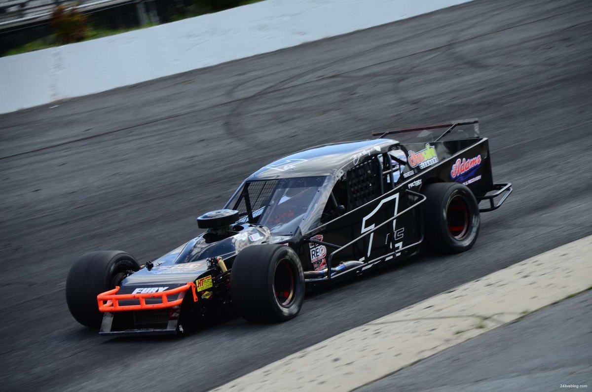 RacingAmerica's tweet photo. #SMRSMods: @BurtMyers paces @SMRSMods time trials at @carawayspeedway. Visit Trackside Now for results: https://t.co/rUdFk1uagX https://t.co/WTP9lvnE9K
