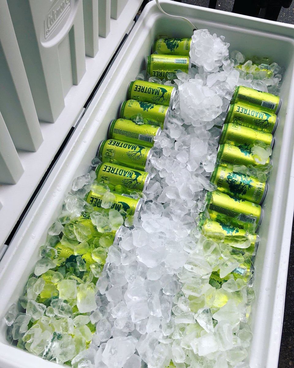 LovelandCappys's tweet image. It’s almost game time ✊ @MadTreeBrewing #200canchallenge #madtree #psychopathy #lovelandlovesbeer #lovelandevents #cappysloveland