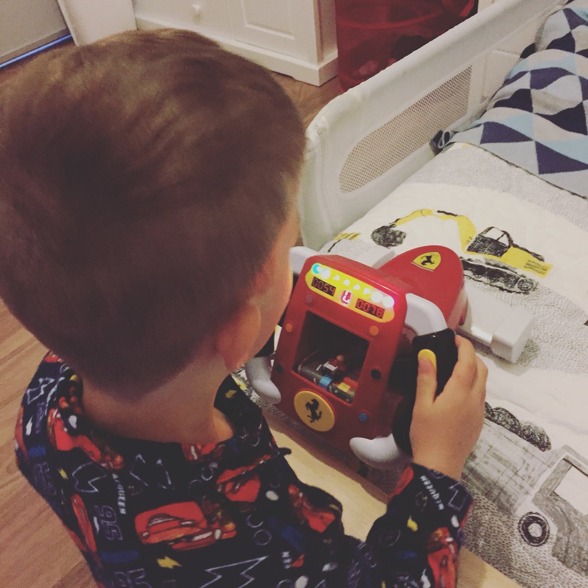 Ferrarikid1's tweet photo. #waking up in the morning to this... #pole #position #frontrow #lockout #ferrari #f1 #kimi #seb #seb5 #kimi7 #sfcmelbourne #forzaferrari #olispam #dad #forzaciga #ferrarifamily #family @ScuderiaFerrari @SFerrariClub https://t.co/u31tEMcHsG