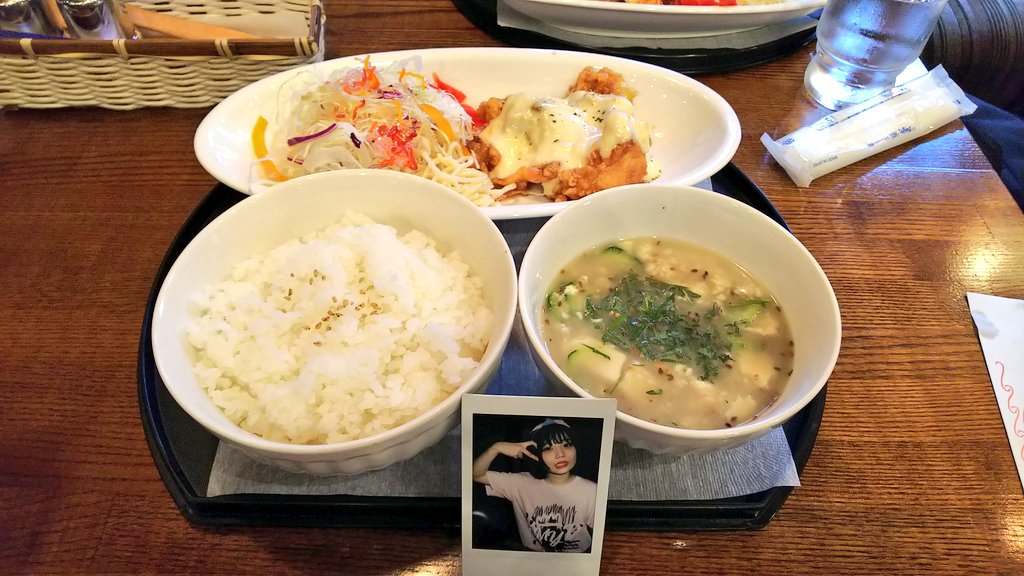 メルビィ メルビィ