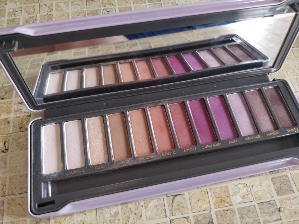 Dapatkan barang bekas berkualitas-ku, hanya di prelo.co.id/bys-berries-62…. #PreloID