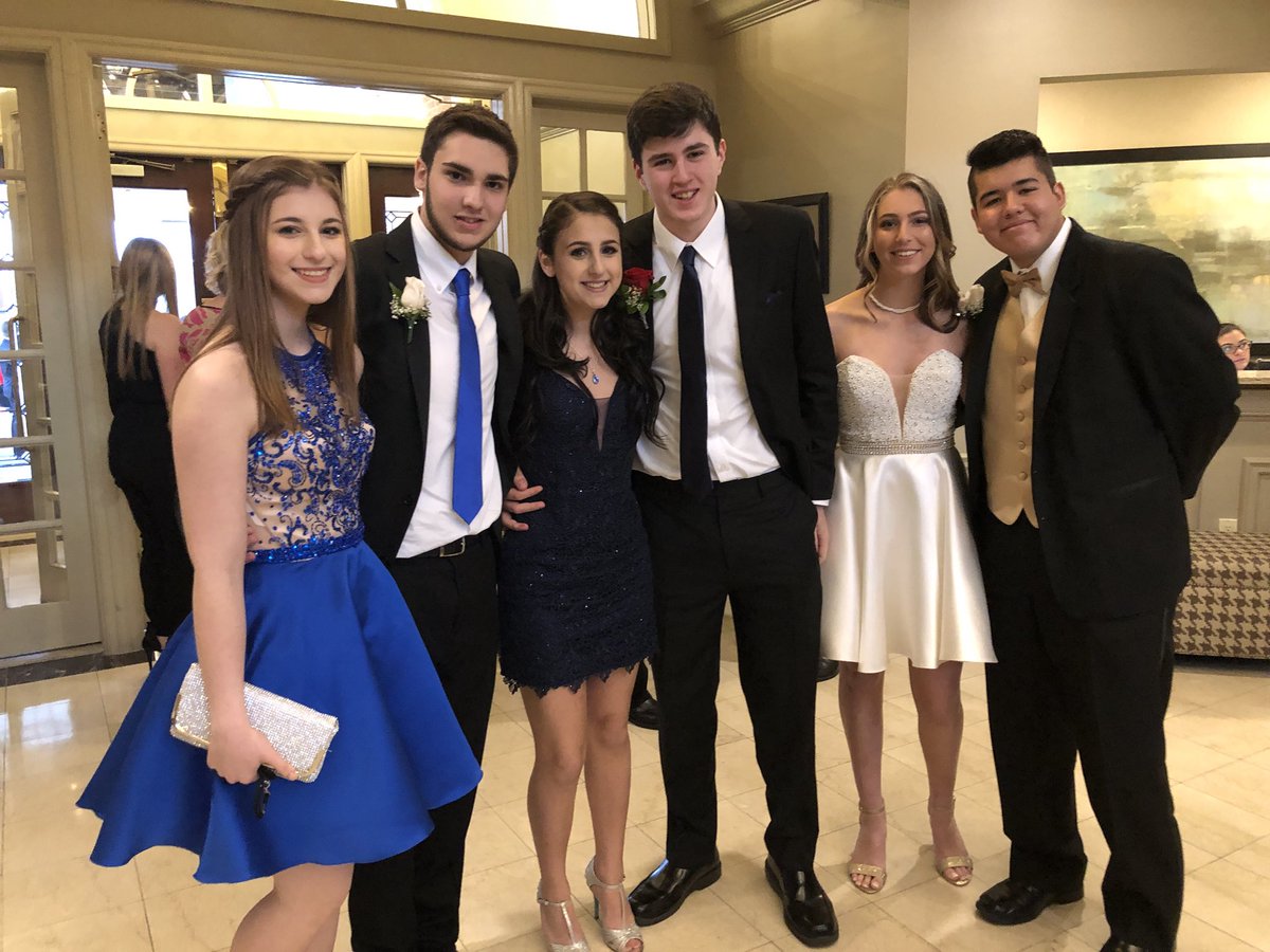 Joy Ferrara tweet media