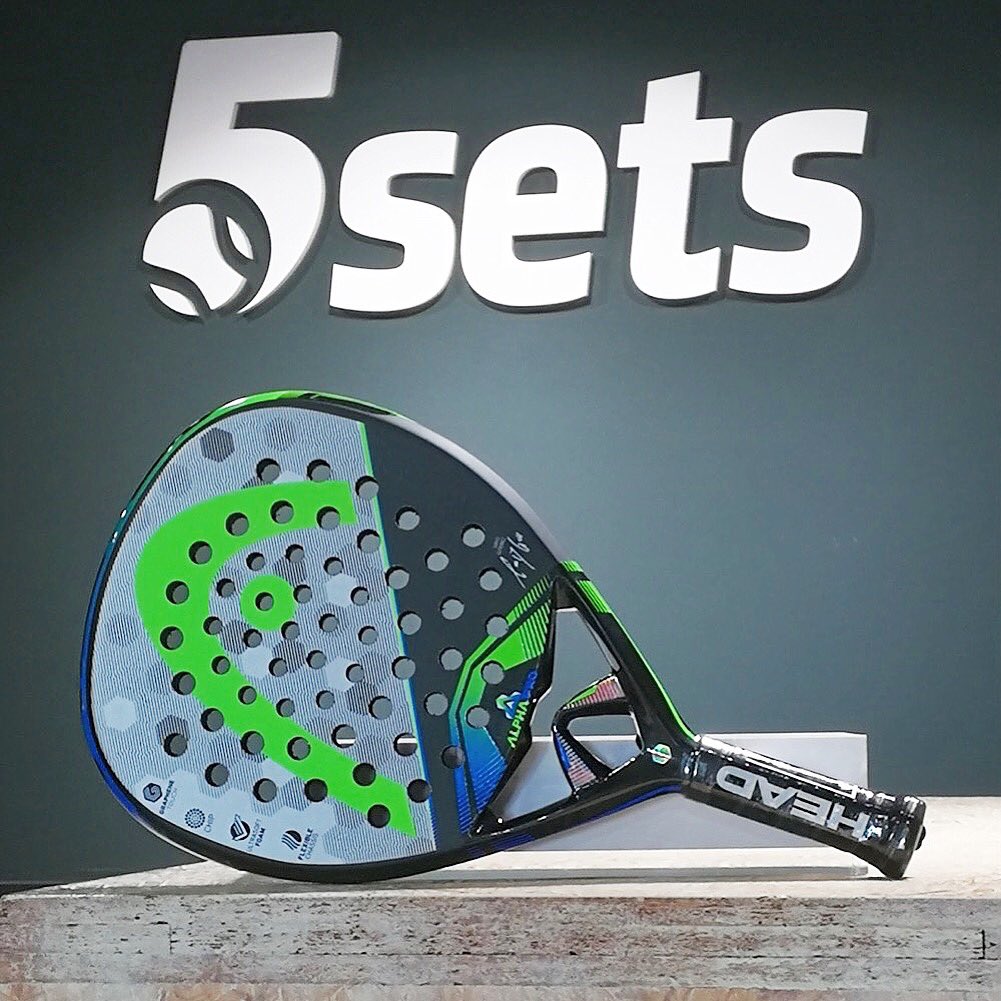 La @head_padel Graphene Alpha Pro, una de las mejores palas de pádel del año, en <a href="/5_Sets/">5 Sets Mataro</a>🔝🎾¡Toque excepcional, potencia absoluta, diseño único..🆒👌🏼por esto ha sido la pala del gran <a href="/sanyoGutierrez/">Daniel Gutierrez</a> ! 😎✊🏼 5sets.es/es/palas-de-pa…  #padel #pádel #headpadel #5sets #5setsmataró