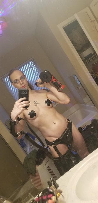 Bring your A game tonight... Going to the loft to demo angle grinding and cause some trouble  #bdsm #fireplay<a href="/tag/bdsm"class="tags"><span>#bdsm</span></a><a href="/tag/fireplay"class="tags"><span>#fireplay</span></a><a href="/tag/bdsmlifestyle"class="tags"><span>#bdsmlifestyle</span></a><a href="/tag/fetishdesigne"class="tags"><span>#fetishdesigne</span></a>