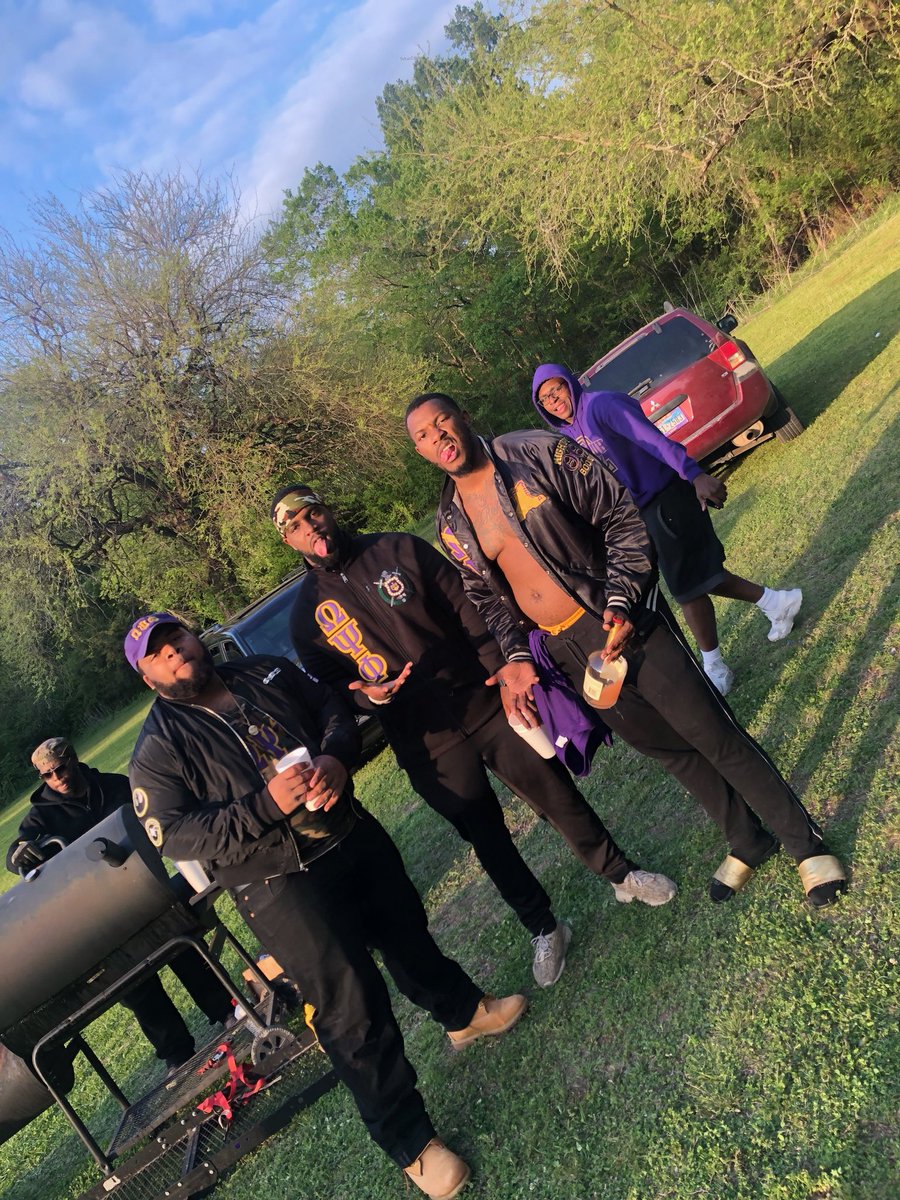 Qranium's tweet photo. Always good to be amongst friends #AlmightyADL #BθθTBruhz https://t.co/16AS1Bqjrt