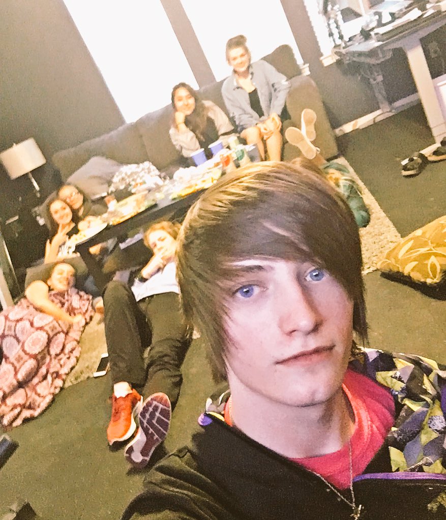 paradoxguard's tweet photo. Paradox is having a watch party from coach’s home in Austin TX❤️❤️!! #WGI2018 #WGICOLORGUARD #Paradox #pararox https://t.co/qEFxrDCSnI