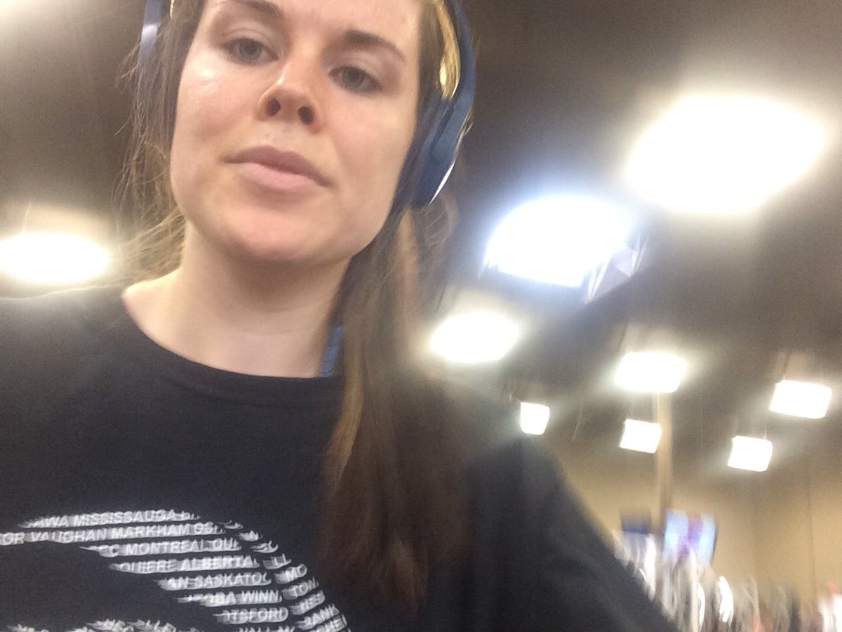 amee_robert's tweet photo. That moment you try to take a picture on the elliptical 😂😂 mental focus definitely needed for this pic &amp; for the 60 mins workout #GL39Strong https://t.co/l2BmVQqe0h