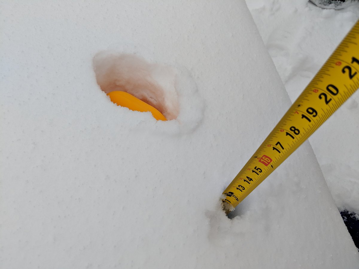 We have more inches of snow today than days til Champs! But no amount of snow can stop #FIRSTChamp prep work... Or Nick from wearing shorts! <a href="/FIRSTweets/">FIRST</a> #omgrobots #omgsnow