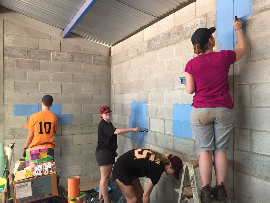 HolyCrossPTBO's tweet photo. 2/2 @wells_of_hope builds & maintains a number of schools in the mountains above #Jalapa in #Guatemala Today we painted classrooms in one of these schools. #azul #blue #globalcommunity #solidarity #workingwithnotfor #pvncserves #pvnclearns #beforeandafter https://t.co/pRvc8jAhoY