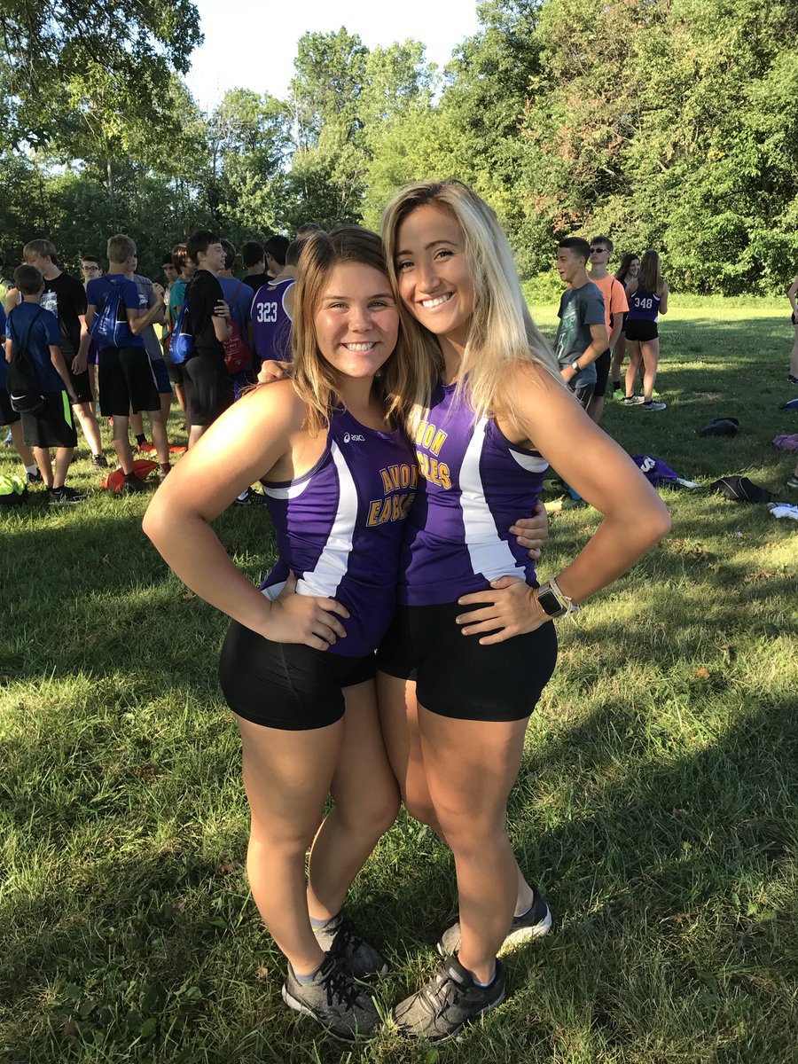 HBoesger's tweet photo. Happy birthday Mandy!!!!! You’re the sweetest I hope your day is gr8 https://t.co/OZaymWdgEt