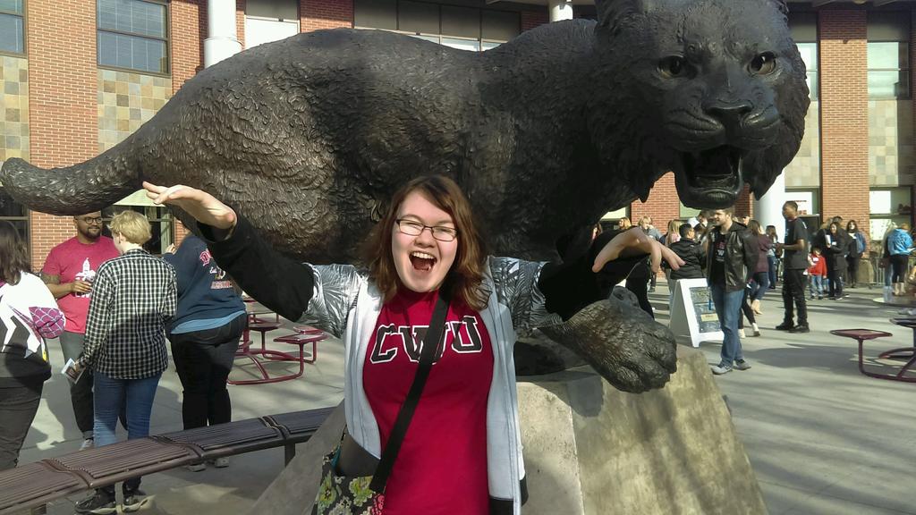 OliviaShorthair's tweet photo. Wildcat Day was so much fun. 
I can't wait to begin my life at Central 🐾😄😄😸 https://t.co/COGLdNdP7K