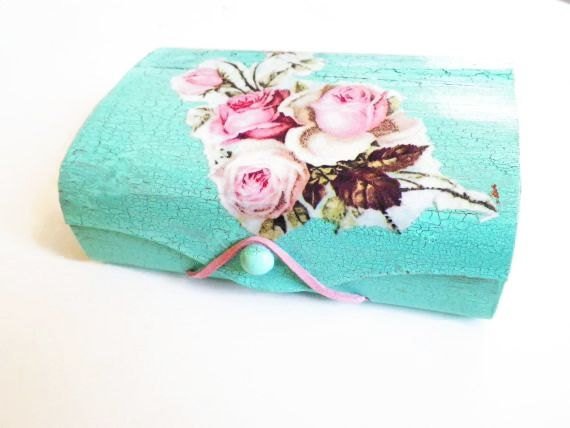 ruralgals's tweet image. Cottage Chic Wedding Ring Box Decoupaged Jewelry Box Bridal Shower Gift..Crackle &amp;amp; Decoupaged Roses. Sweetheart Gift. etsy.me/2rfwJI9 #decoupageknobs #Etsy #shabbychic #shabbyframesets #countrygirls #officesupplies #JewelryBox