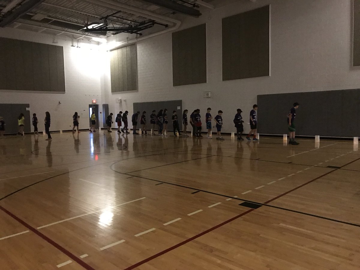 TMSMiniTHON's tweet photo. @TrailsideMiddle participate in the luminary walk . https://t.co/BjJHJWue3i
