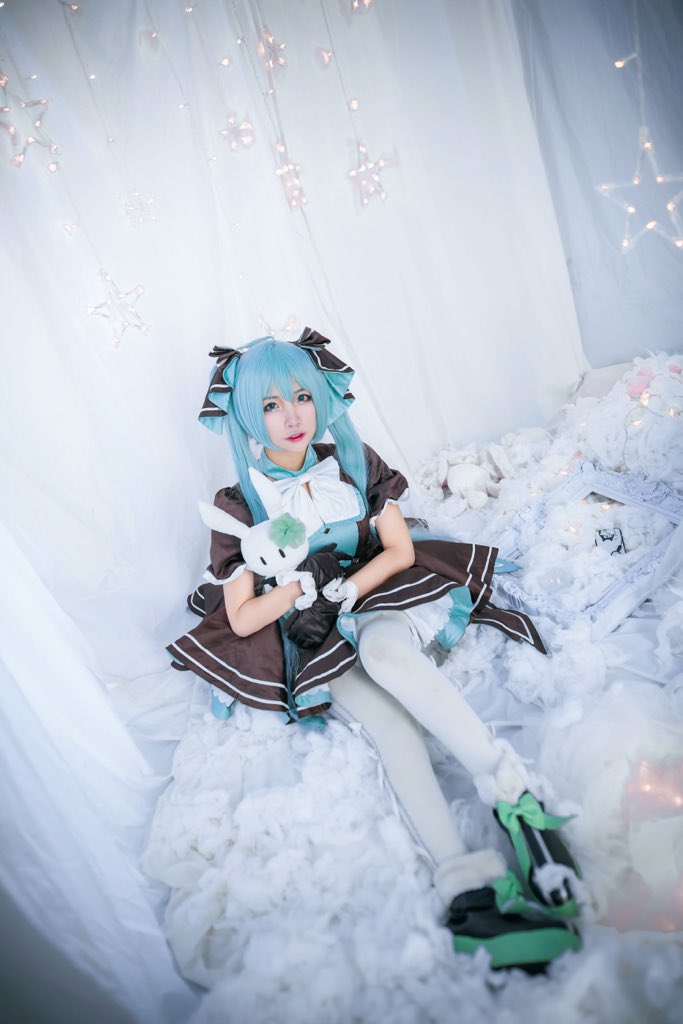 #vocaloid 
#初音ミク
#cos 

mikuが大好きですね。 https://t.co/cT8EkOMMe3