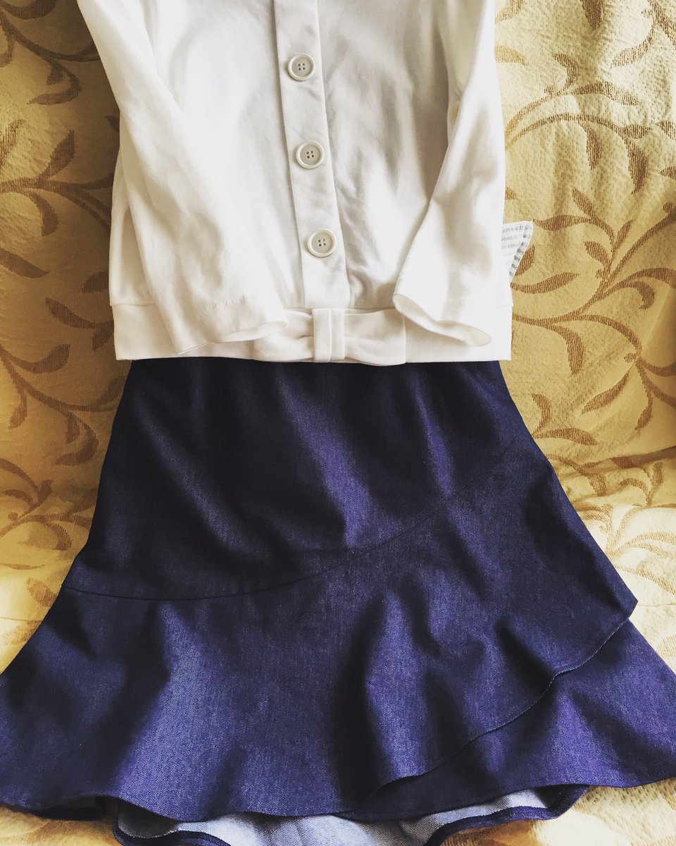travelingfuture's tweet photo. #universalmuse

学校でたら
アウトレット！ってゆう
あまりにアウチ！
な仕事環境！
先週一目惚れで買いました♡
トップスは実は
バックスタイルだけど
見てもらいたくて
表向きで撮りました！ https://t.co/RcG5tMXPwA