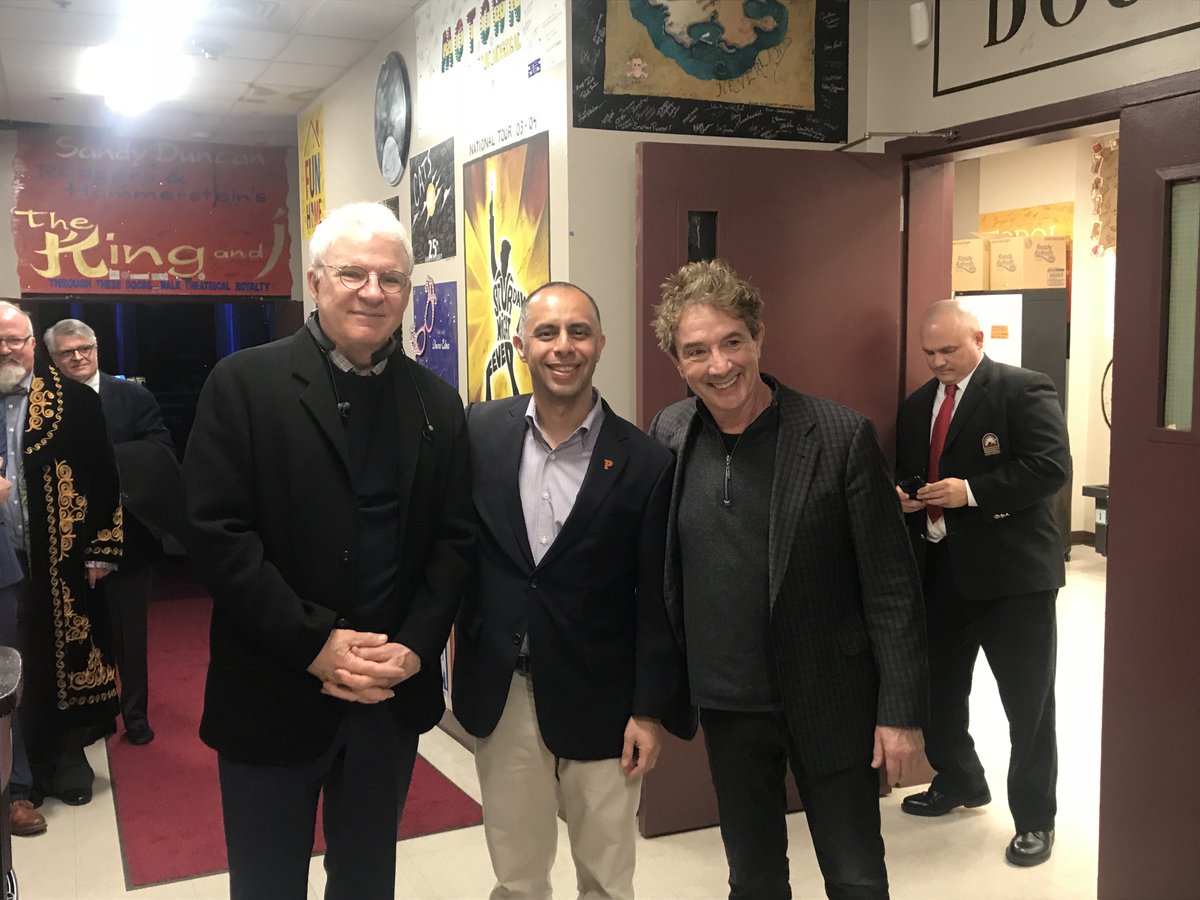 Jorge_Elorza's tweet photo. I'm proud to be at the Providence Performing Arts Center Annual Gala tonight to support Rhode Island's most iconic theater! @ProvPacRI is the gem of Providence’s thriving Downtown Arts and Entertainment District and is another reason why #PVD is known as the Creative Capital! https://t.co/alhXvHR46P